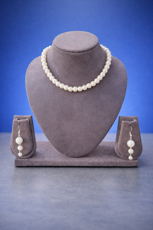 Premium Pearl neck piece by Elegantstyle