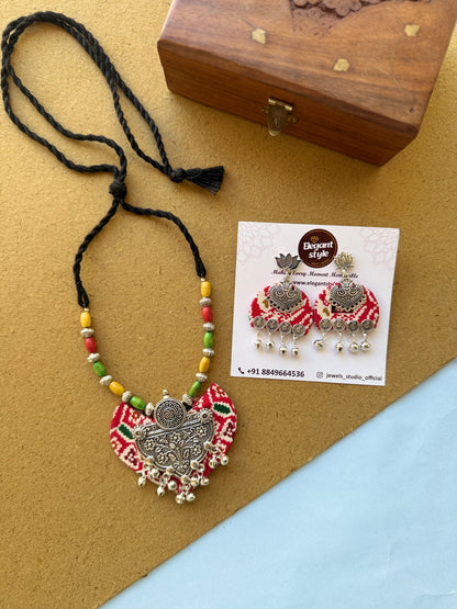 Patoda print necklace set by Elegantstyle