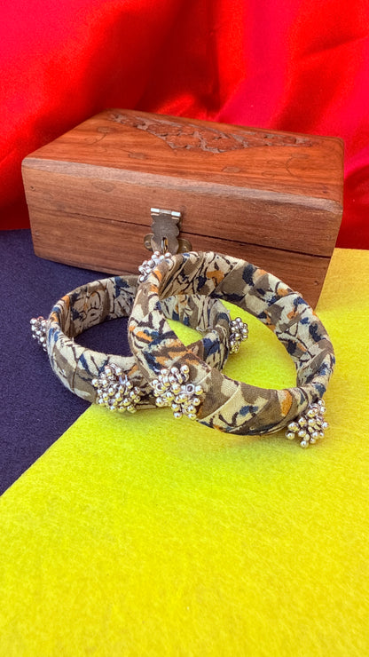 Fabric bangle by Elegantstyle